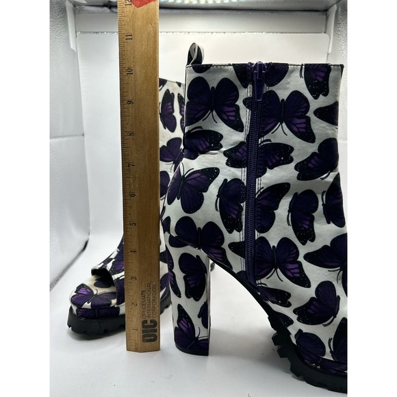 Downtown Dive Butterfly Peep Toe 5" Heel Booties Size 8.5 Purple - Picture 6 of 8